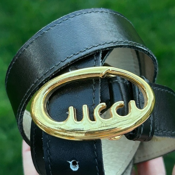 Vintage Gucci Gold Buckle & Black Leather Gucci Belt | Made in Italy | Size 36 - Picture 2 of 12